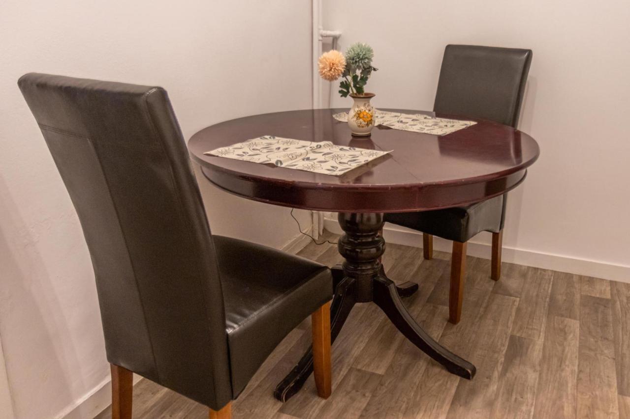 Studio Melange In Loutraki Dt Luaran gambar
