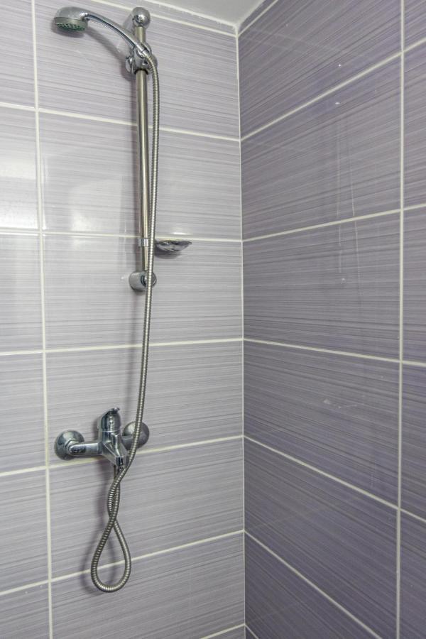Studio Melange In Loutraki Dt Luaran gambar